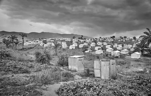 Lusenda Refugee Camp (photo 19 of 32)